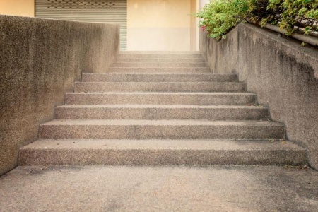 Dalle de b&eacute;ton : quels usages pour votre am&eacute;nagement ext&eacute;rieur?